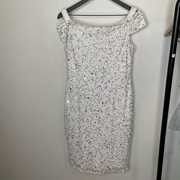 Adrianna Papell Sequin Beaded Mesh Cocktail Dress - Picture 3 of 10